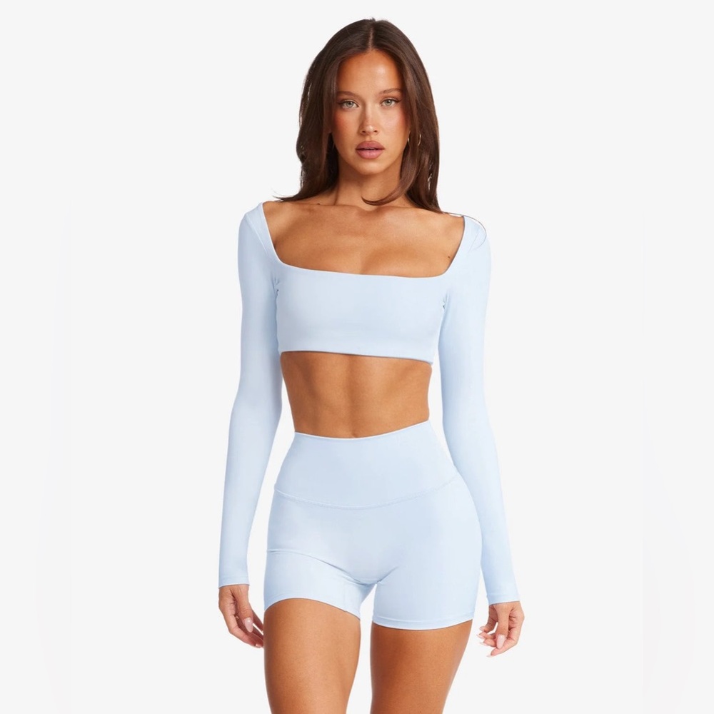 CSB freedom scoop long sleeve Square Neck crop Top